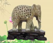 天然青田石雕刻大象擺件