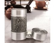 八駿雄風茶葉罐